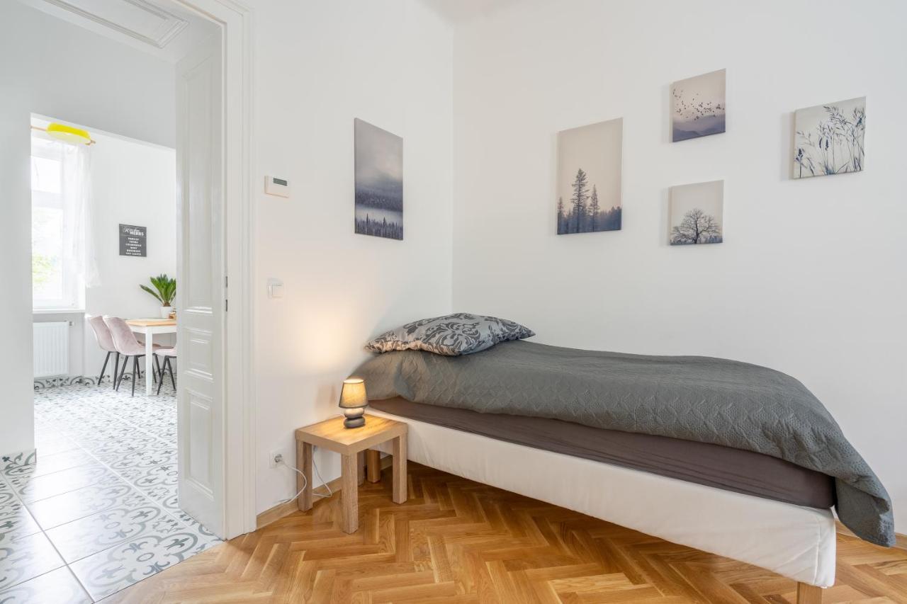 Revliving Apartments Eggenburg Exterior photo